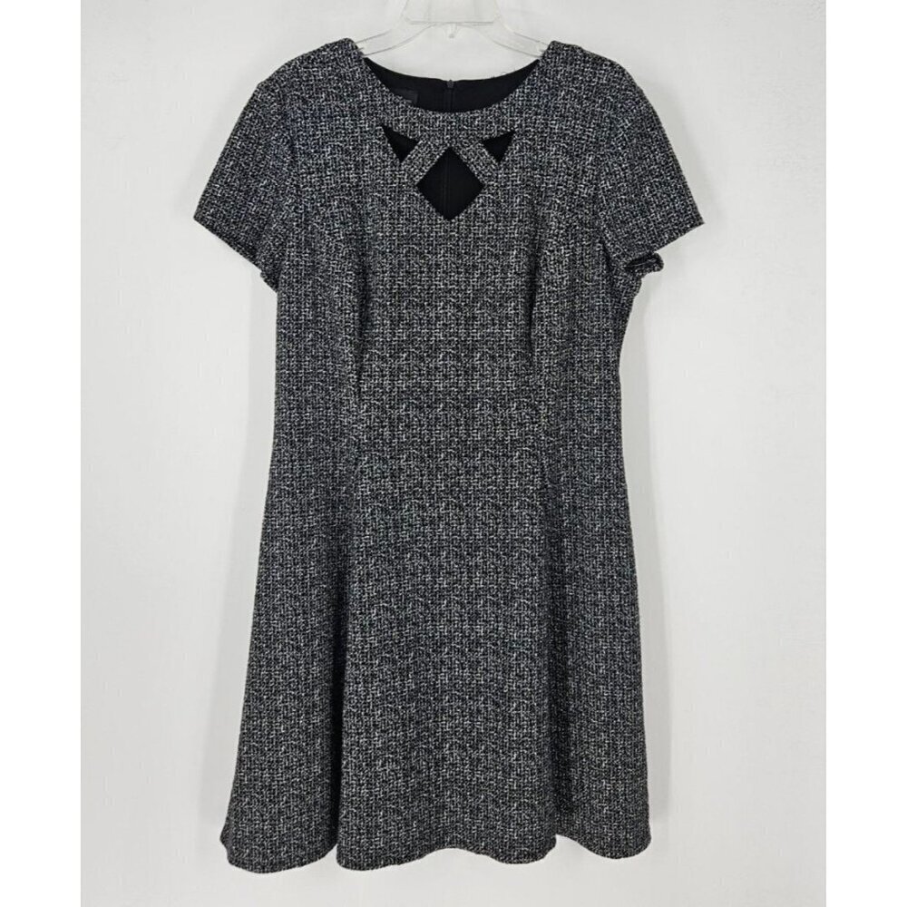 Alyx Sz 18 Black Gray Stretch Fit & Flare Knee Length Dress Key Hole Neckline